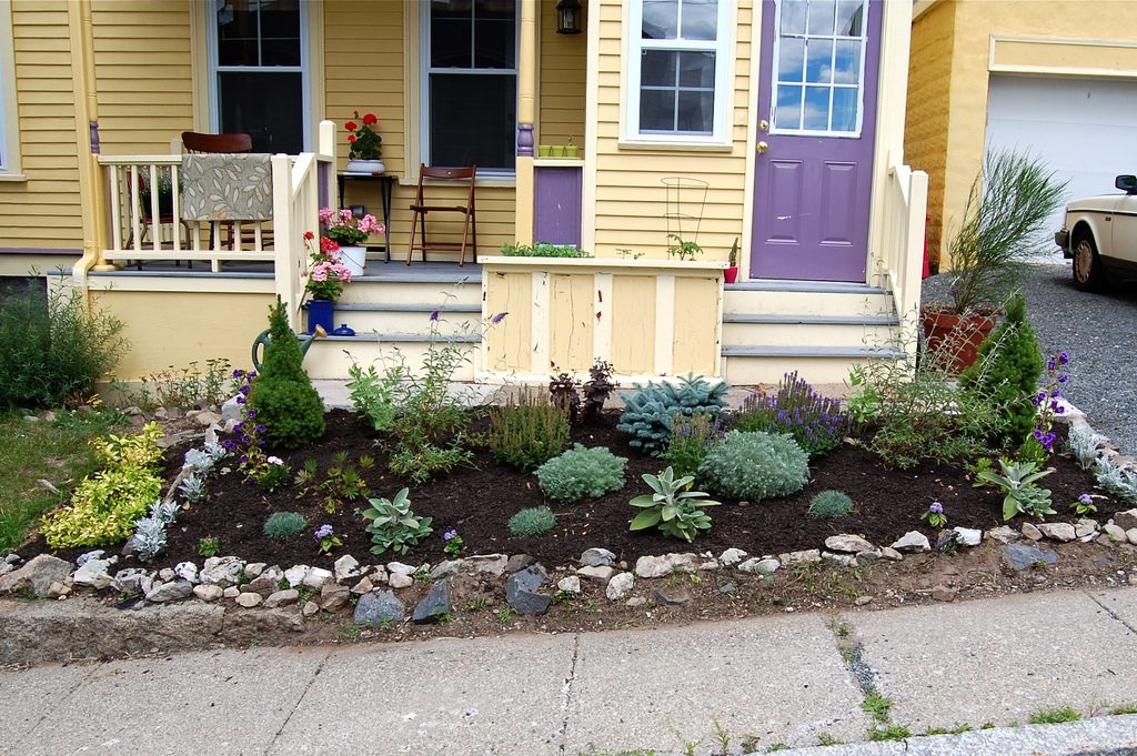 Small Front Yard Landscaping Ideas with Rocks - A Blog to Home